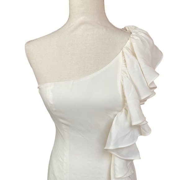 Cinq à Sept Jovette Ivory One-Shoulder Ruffle Gown Size 2 Formal Evening - Picture 4 of 16